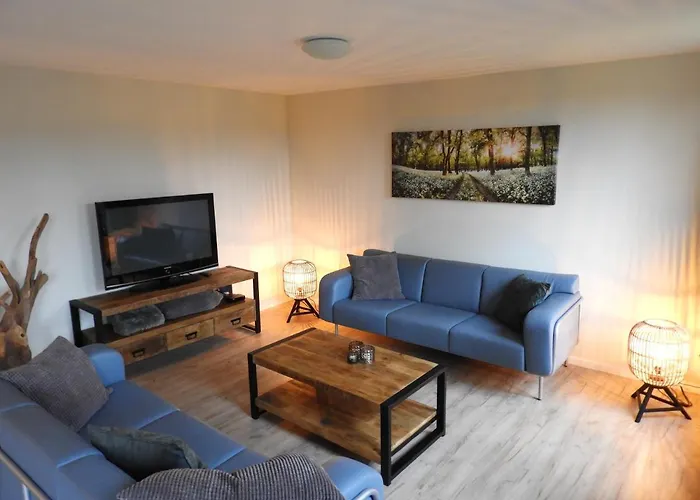 Ut Boshuuske بيت للعطل *